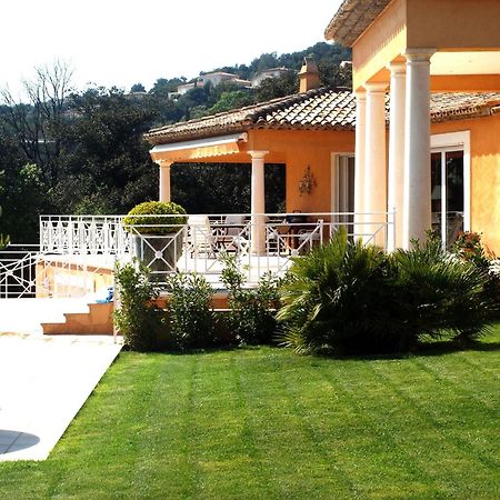 La Tarentane Hotel Grimaud Exterior photo